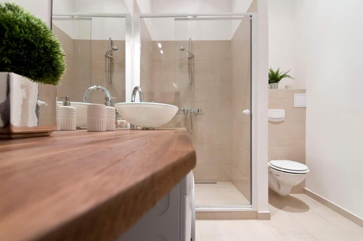 ⍟luxurious And Bright⍟ 5 Min Walk To City Center Wenen