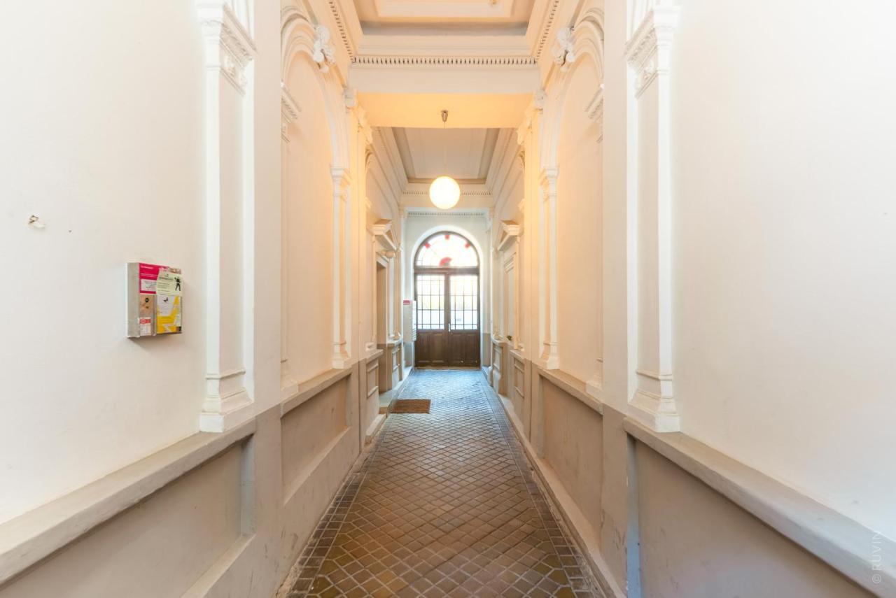 ⍟luxurious And Bright⍟ 5 Min Walk To City Center Appartement Wenen